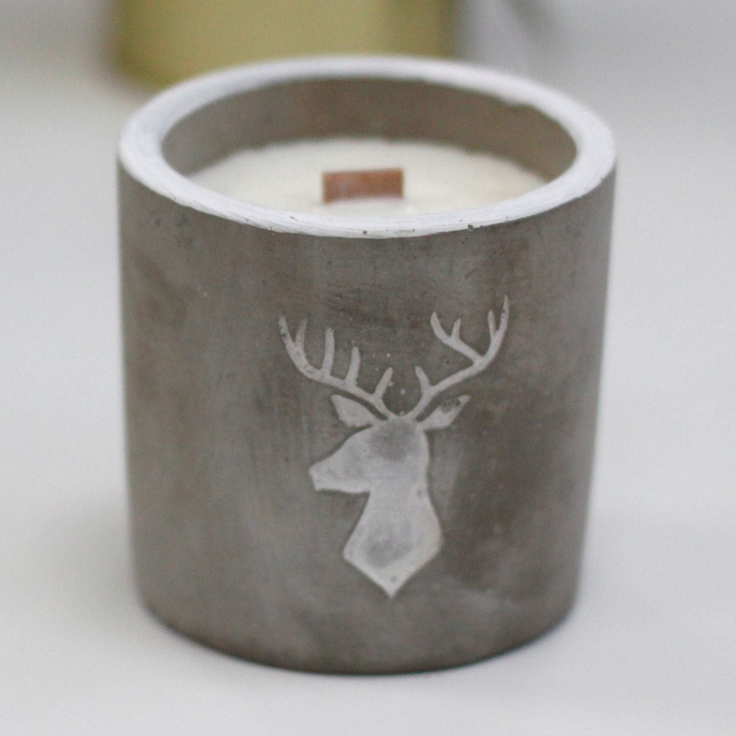 Med Pot - Stag Head - Whiskey & Woodsmoke  Med Pot - Stag Head - Whiskey & Woodsmoke